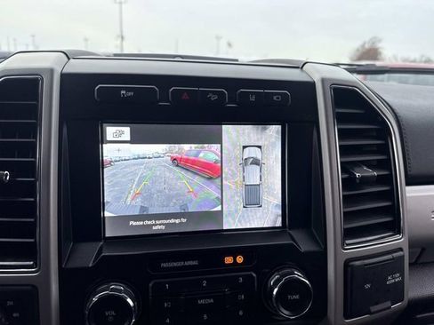 Used 2020 Ford F250 Lariat image 28