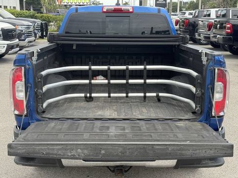Used 2018 GMC Canyon SLT w/ Driver Alert Package RWD image 12