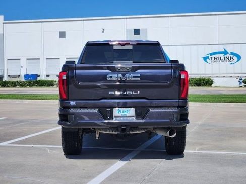 Used 2024 GMC Sierra 2500 Denali Ultimate w/ Max Trailering Package AWD/4WD image 6