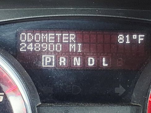 Used 2009 GMC Acadia SLE FWD image 21