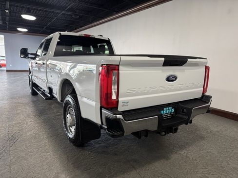 Used 2024 Ford F350 XL w/ FX4 Off-Road Package image 6