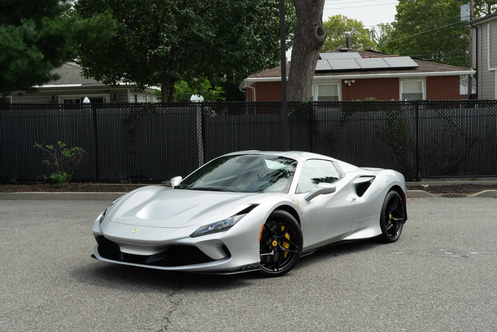 Used 2022 Ferrari F8 Tributo RWD image 40