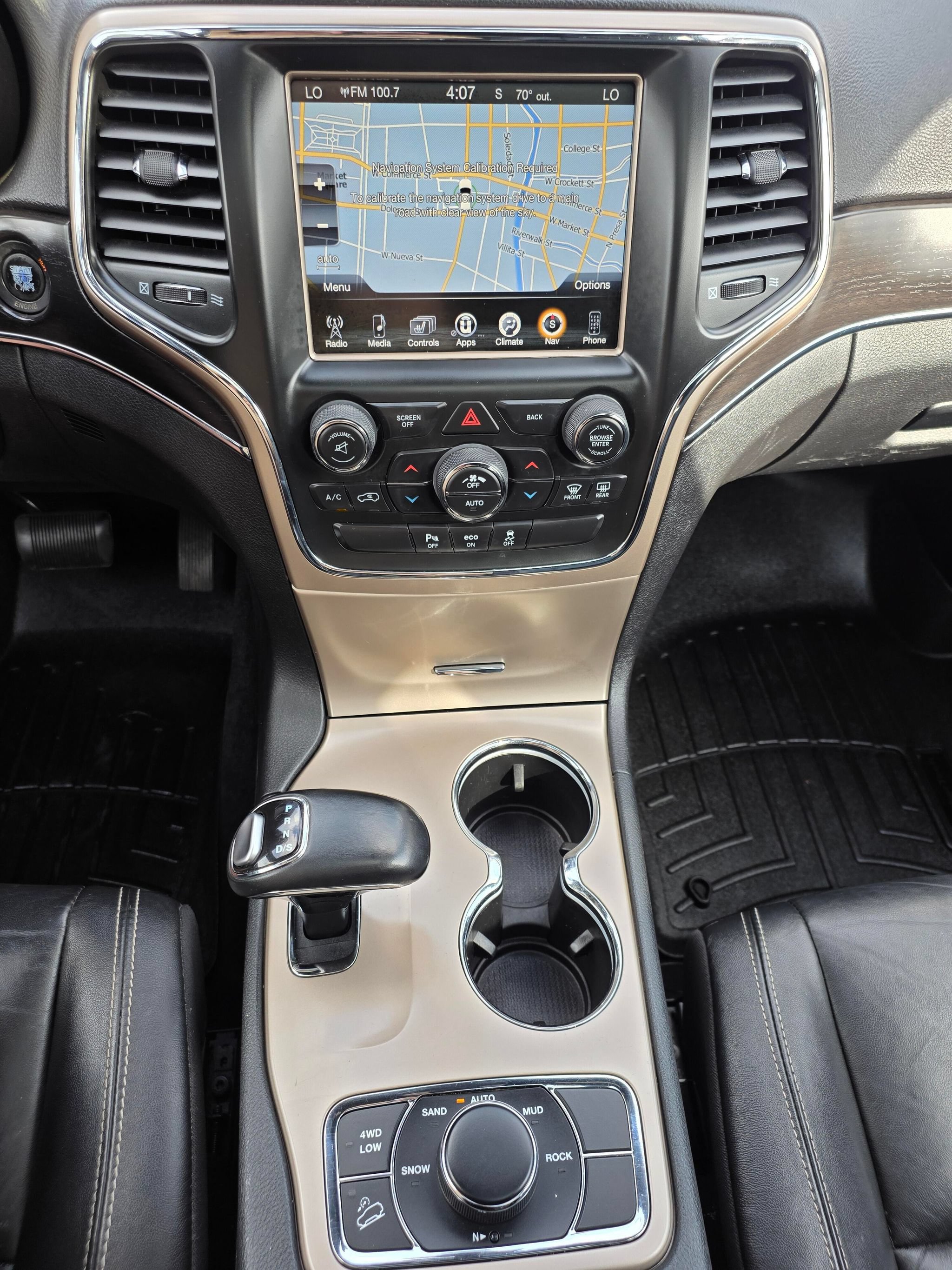 Used 2014 Jeep Grand Cherokee Limited w/ Trailer Tow Group IV AWD/4WD image 19