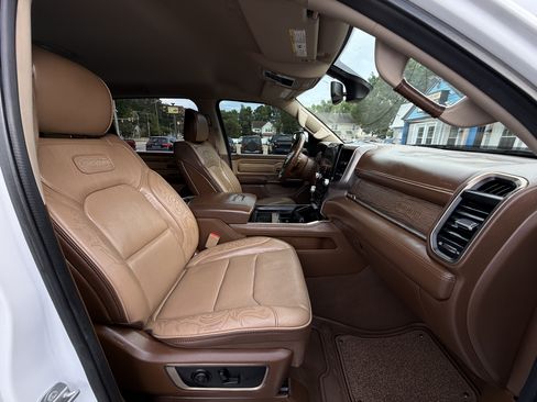 Used 2019 RAM 1500 Limited AWD/4WD image 23