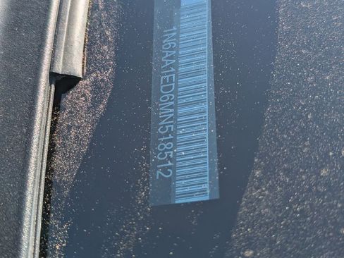 Used 2021 Nissan Titan PRO-4X w/ Pro-4x Convenience Package AWD/4WD image 10