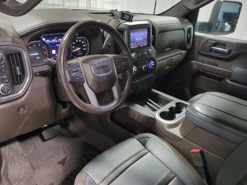 Used 2023 GMC Sierra 2500 Denali w/ Denali Ultimate Package image 12