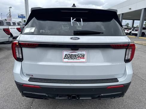 New 2026 Ford Explorer ST-Line w/ Premium Package RWD image 6