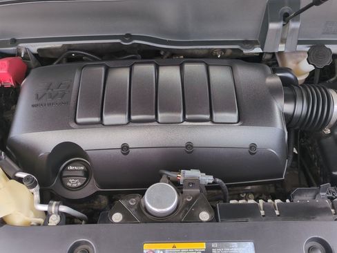 Used 2016 GMC Acadia SLT FWD image 25