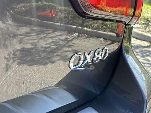 Used 2023 INFINITI QX80 Premium Select w/ Cargo Package AWD/4WD image 11