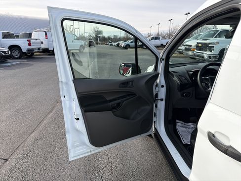 Used 2021 Ford Transit Connect XL image 10