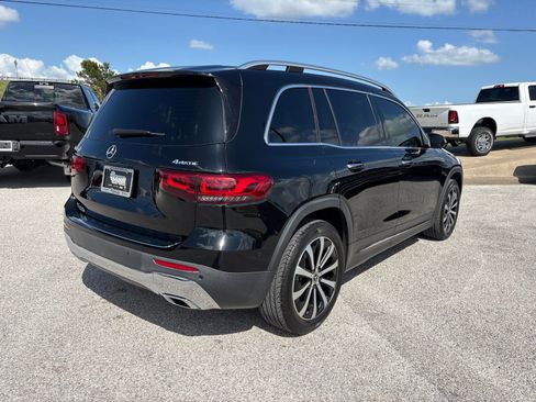 Used 2023 Mercedes-Benz GLB 250 4MATIC image 6
