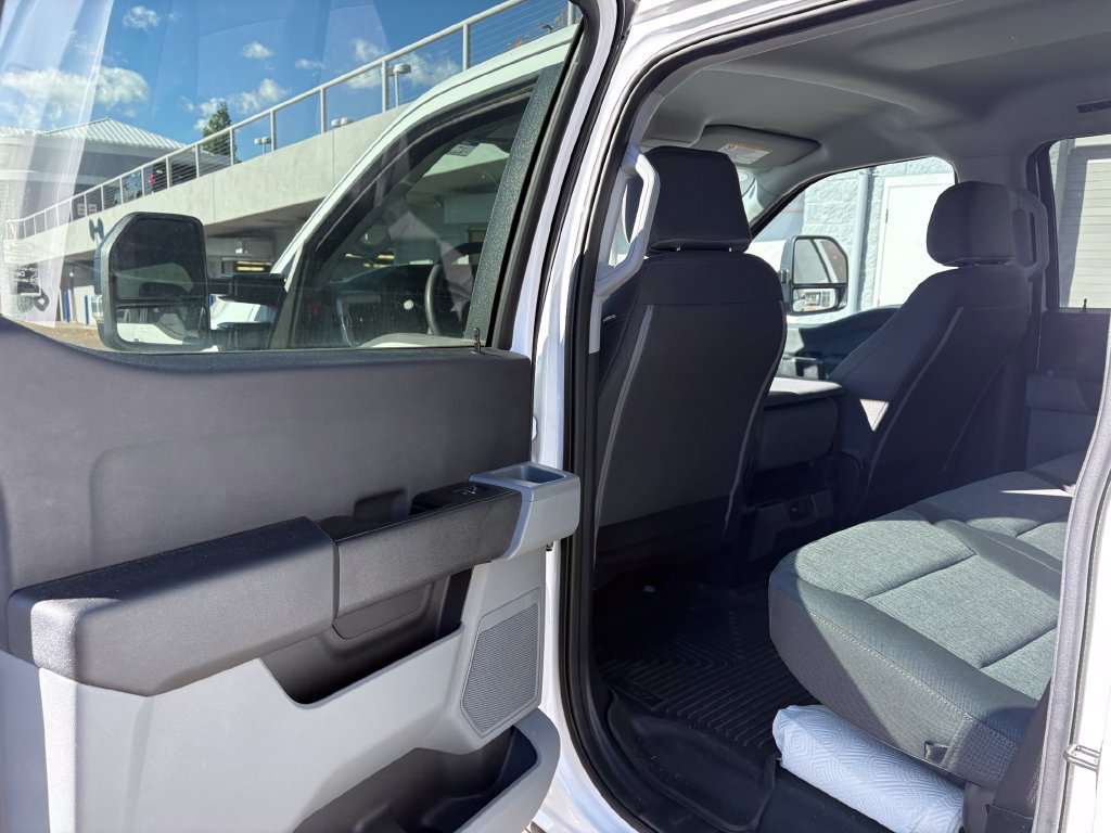 Used 2024 Ford F350 XL w/ 360-Degree Camera Package AWD/4WD image 25