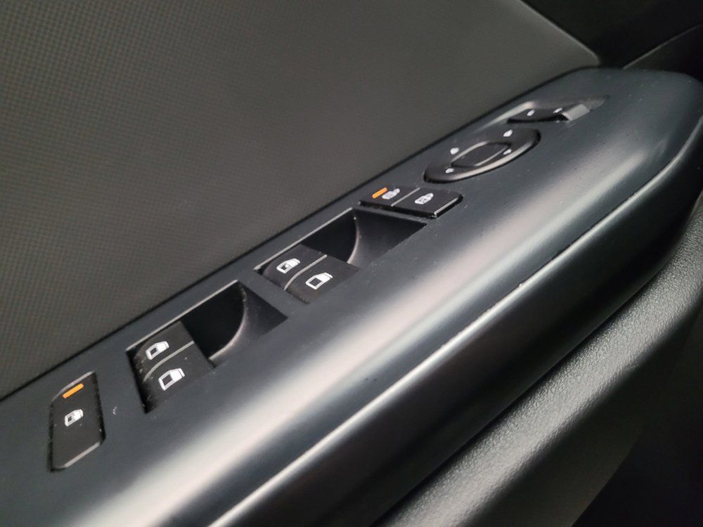 Used 2025 Kia K4 FWD image 27
