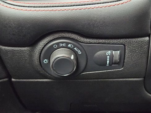 Used 2023 Dodge Durango GT w/ Blacktop Package AWD/4WD image 21