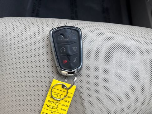 Used 2016 Cadillac Escalade Premium image 29