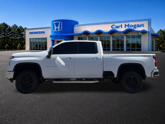 Used 2024 Chevrolet Silverado 2500 LTZ AWD/4WD image 10