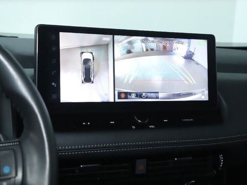 Certified 2024 Nissan Rogue SL image 30