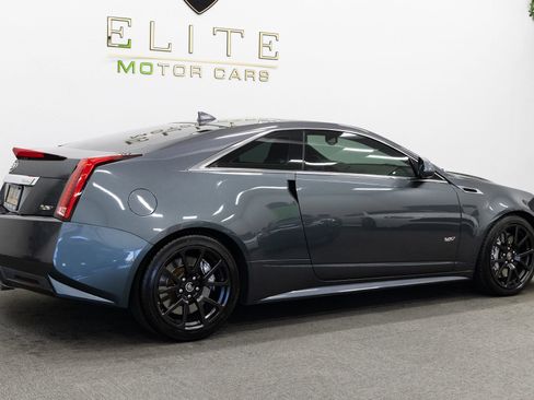 Used 2011 Cadillac CTS V w/ Wood Trim Package RWD image 11