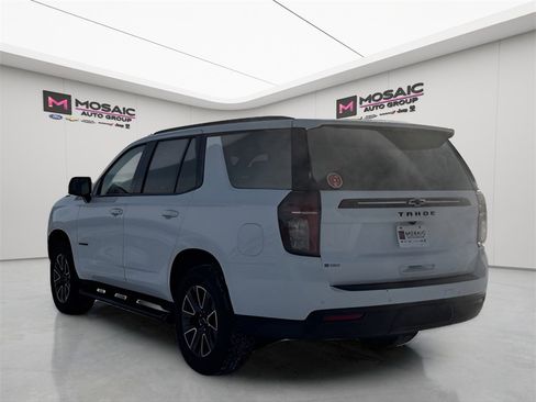 Used 2024 Chevrolet Tahoe Z71 w/ Luxury Package image 5