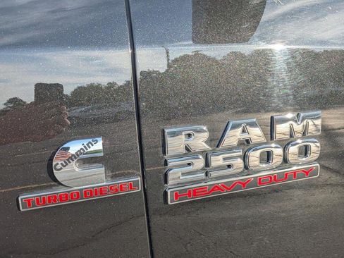 Used 2016 RAM 2500 Tradesman w/ Chrome Appearance Group AWD/4WD image 12
