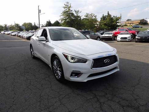 Used 2018 INFINITI Q50 Luxe w/ Cargo Package (L95) image 2