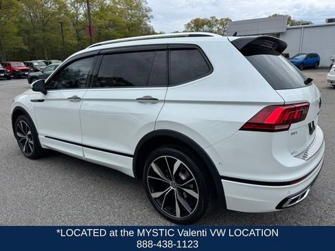 Certified 2024 Volkswagen Tiguan SEL R-Line AWD/4WD image 8