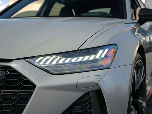 Used 2022 Audi RS 6 AWD/4WD image 8
