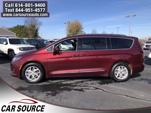 Used 2018 Chrysler Pacifica Touring-L Plus w/ Advanced Safetytec Group image 10