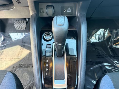 Certified 2025 Nissan Versa SV w/ Trunk Package FWD image 25