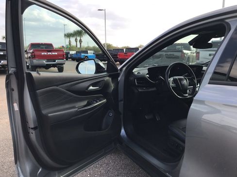 Used 2024 Buick Envista Sport Touring w/ Convenience I Package image 10