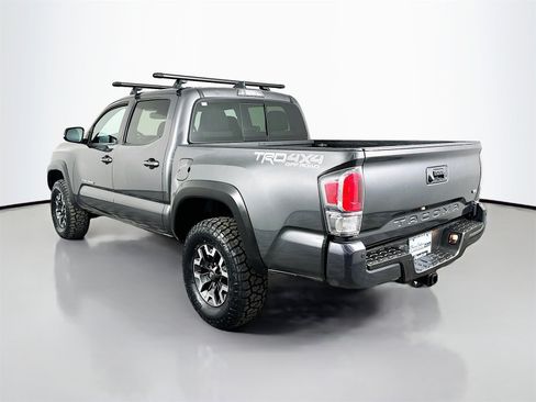 Certified 2020 Toyota Tacoma TRD Off-Road image 5