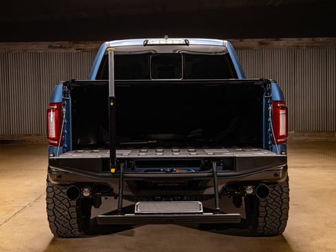 Used 2019 Ford F150 Raptor w/ Equipment Group 801A Mid image 9