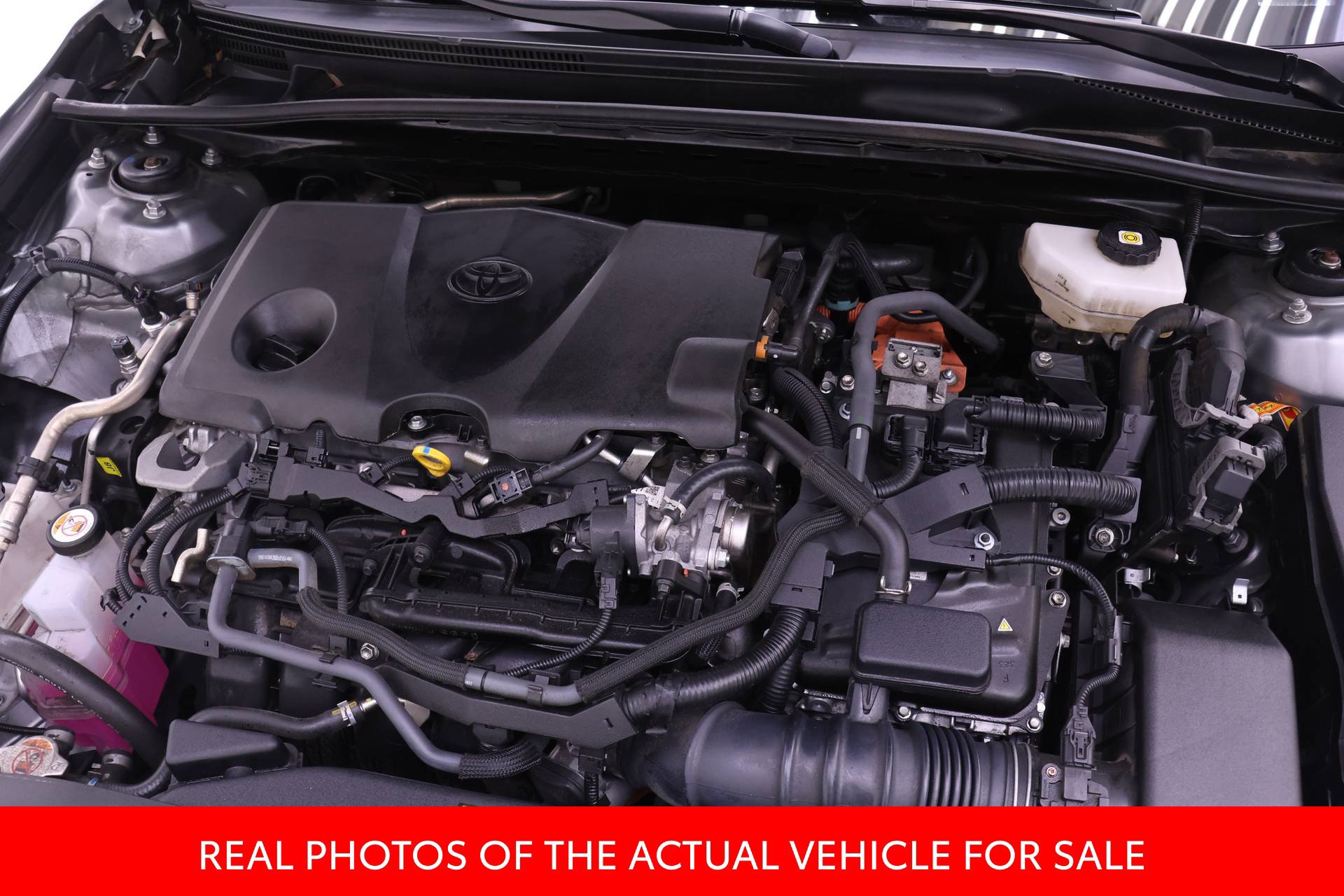 Certified 2025 Toyota Camry SE FWD image 17