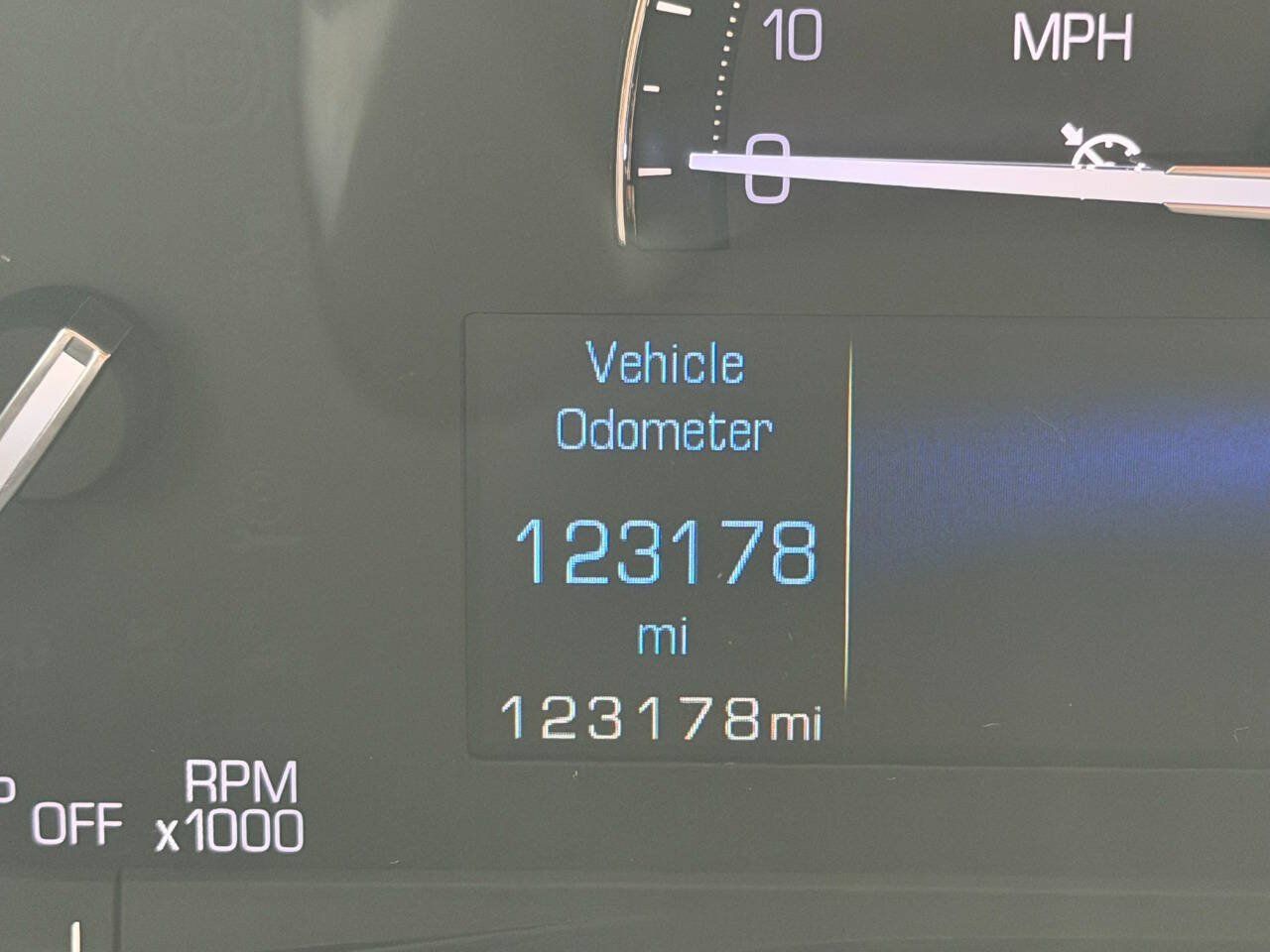 Used 2017 Cadillac XT5 FWD image 27