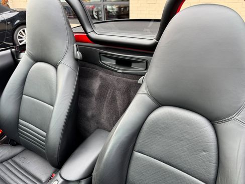 Used 2003 Porsche Boxster image 23