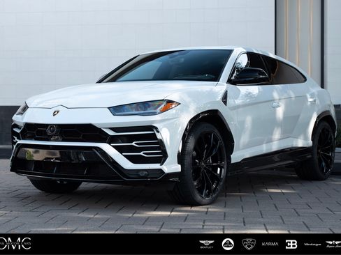 Used 2021 Lamborghini Urus AWD/4WD image 1