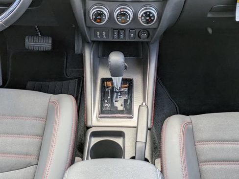 Used 2025 Mitsubishi Outlander Sport SE AWD/4WD image 18