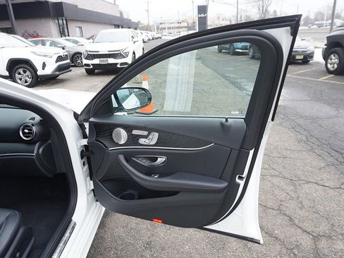 Used 2022 Mercedes-Benz E 450 4MATIC Sedan image 28