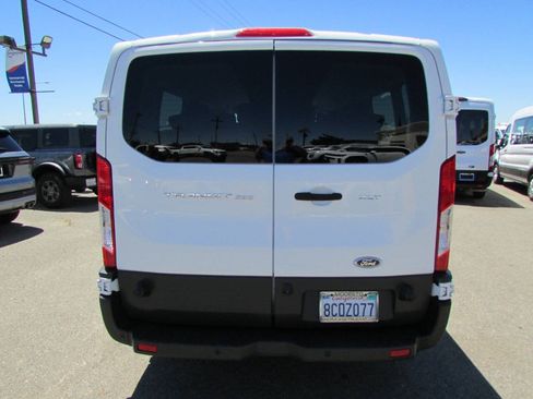 Used 2017 Ford Transit 350 XLT RWD image 8