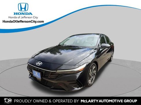 Used 2024 Hyundai Elantra Limited FWD image 1