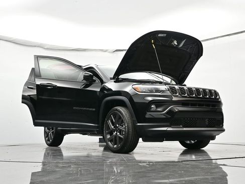 New 2026 Jeep Compass Latitude image 49