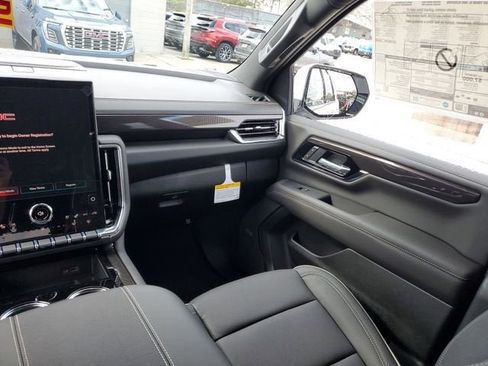 New 2026 GMC Yukon XL Elevation w/ Elevation Premium Package image 15