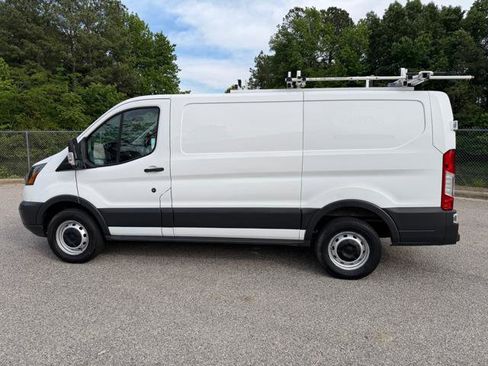 Used 2018 Ford Transit 250 130 Low Roof RWD image 7
