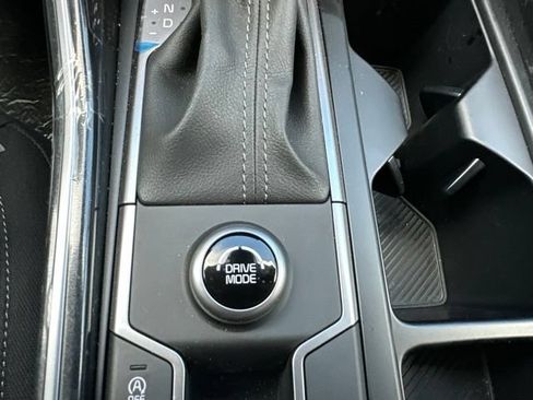 New 2026 Kia Sorento LX FWD image 10
