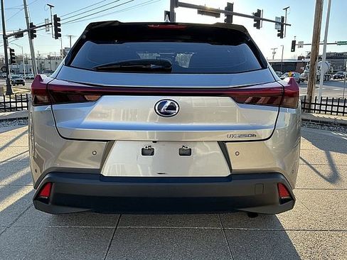 Used 2021 Lexus UX 250h w/ Premium Package image 7