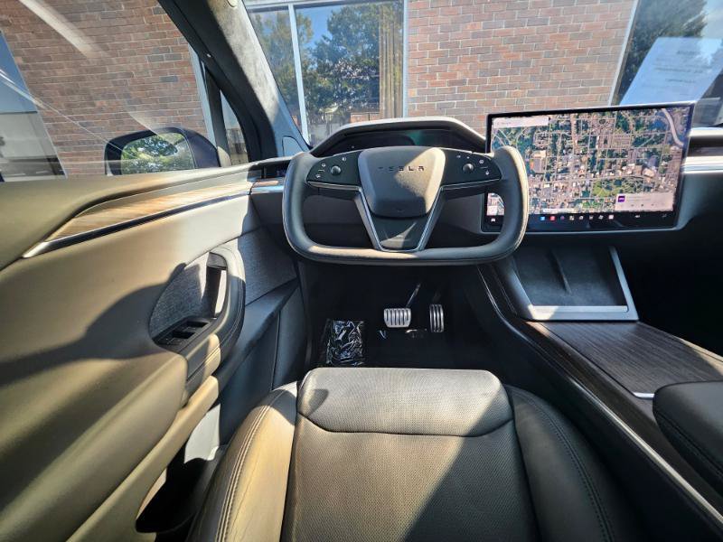 Used 2022 Tesla Model X AWD/4WD image 4