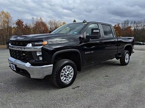 Used 2022 Chevrolet Silverado 2500 LT w/ Snow Plow Prep/Camper Package image 4