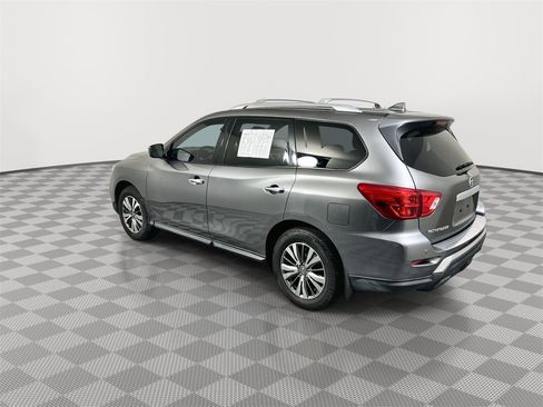 Used 2020 Nissan Pathfinder S image 6