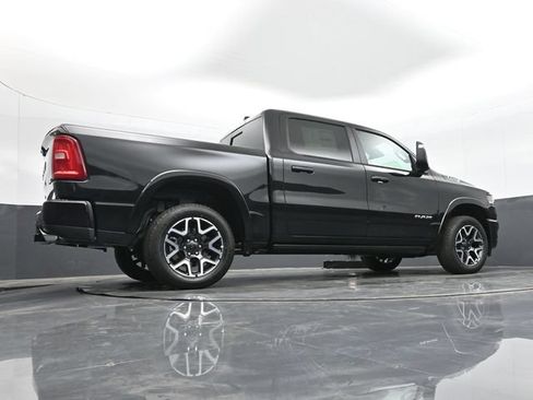 Used 2025 RAM 1500 Laramie AWD/4WD image 40