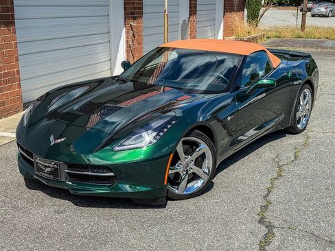 Used 2014 Chevrolet Corvette Stingray Convertible w/ 3LT Preferred Equipment Group RWD image 4
